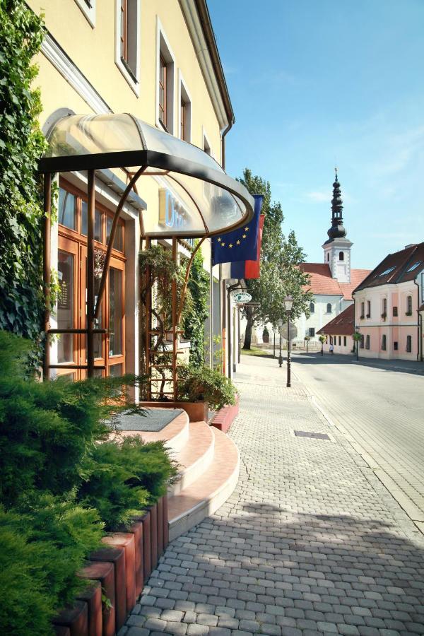 Hotel Dream Trnava Exterior photo